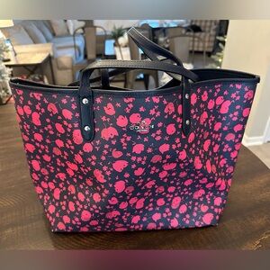 Reversible Coach Pink and Navy Floral Tote